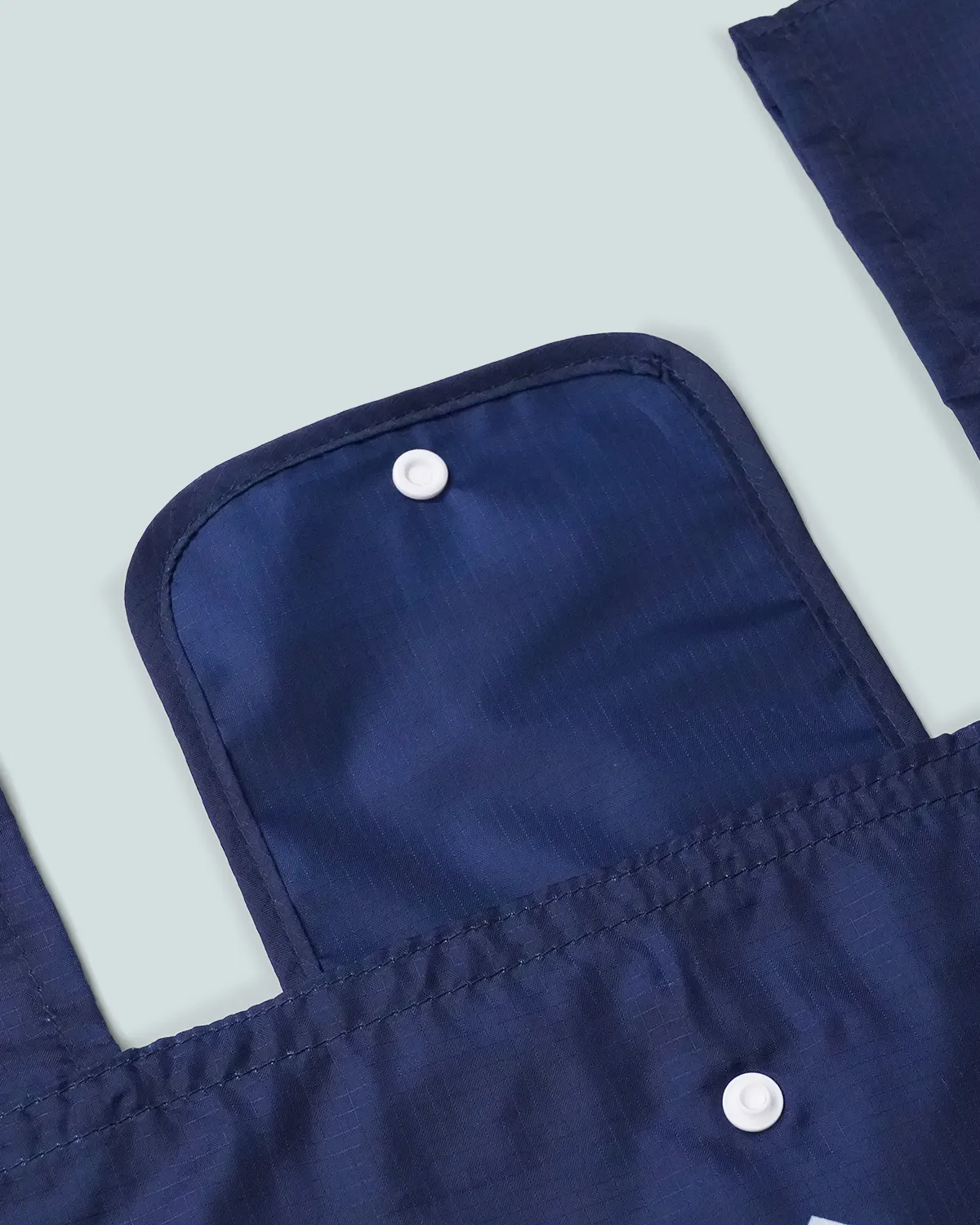 ナイロンリップストップレジ型エコバッグ_フラップ折りたたみ_袋